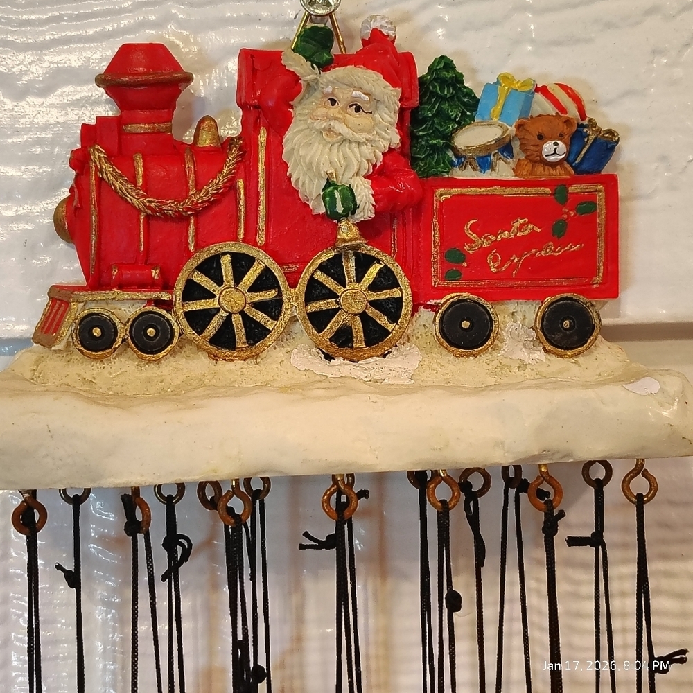 VINTAGE SANTA ON TRAIN WIND CHIMES CHRISTMAS SANTA EXPRESS HAND PAINTED - Picture 4 of 6